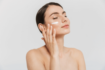 woman using the best moisturizer for combination skin